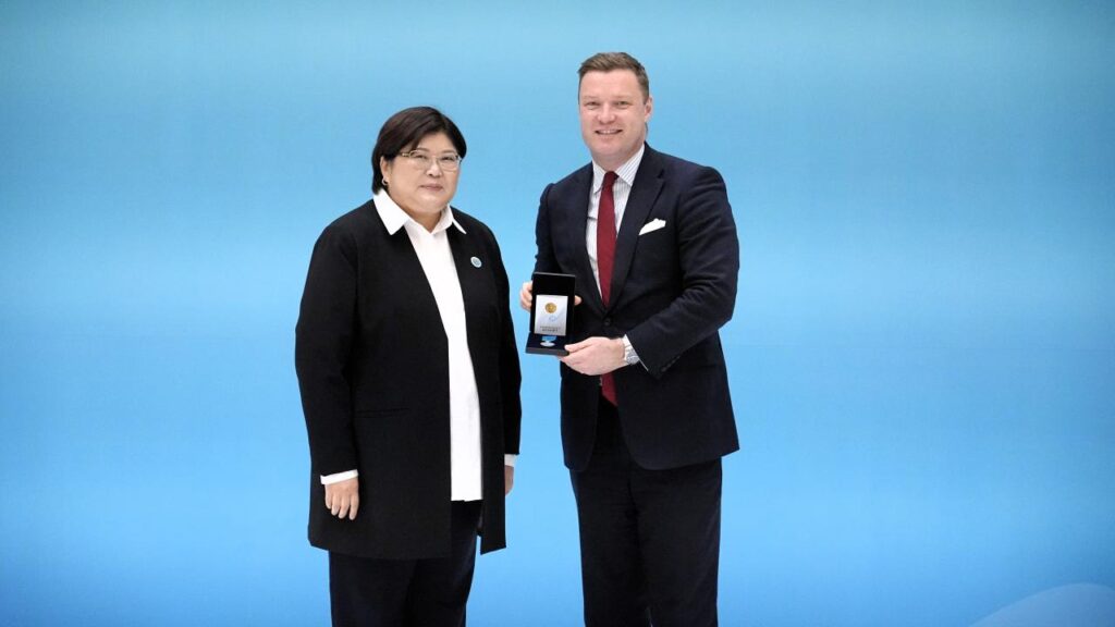 Астанада Президент атынан Конституцияның 30 жылдығына арналған мерейтойлық медальдар табысталды