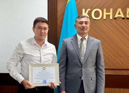 Жастар күні Қонаевта құтқарушылар мен дәрігерлерге құрмет көрсетілді