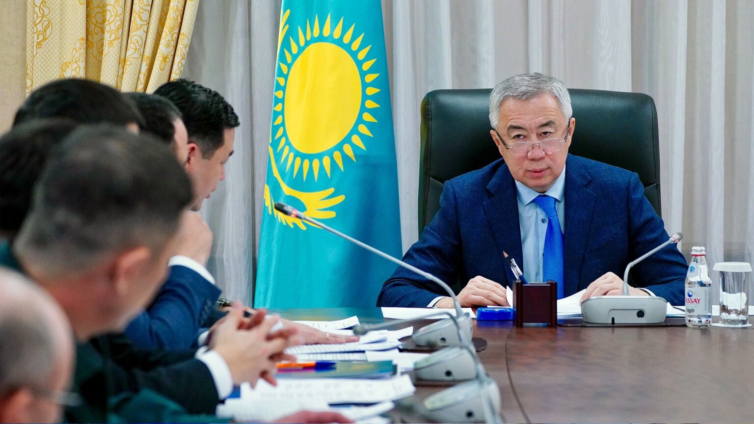 Жолдаудан кейінгі жанталас: Үкімет инвестицияға іздеу салды