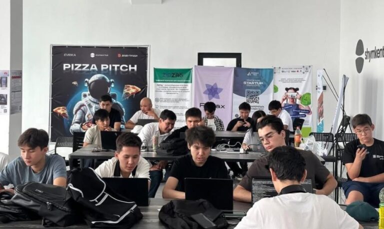 ШЫМКЕНТ: ТАЛАПТЫ ЖАСТАРДЫҢ БАСЫН ҚОСҚАН ХАКАТОН ӨТУДЕ