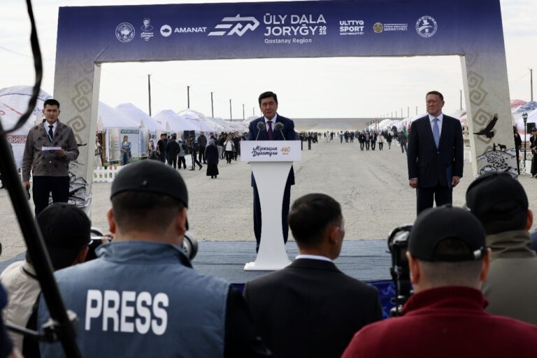 «AMANAT» партиясы еліміздің үздік ақындарын Міржақып Дулатұлының 140 жылдығына арналған айтысқа жинады