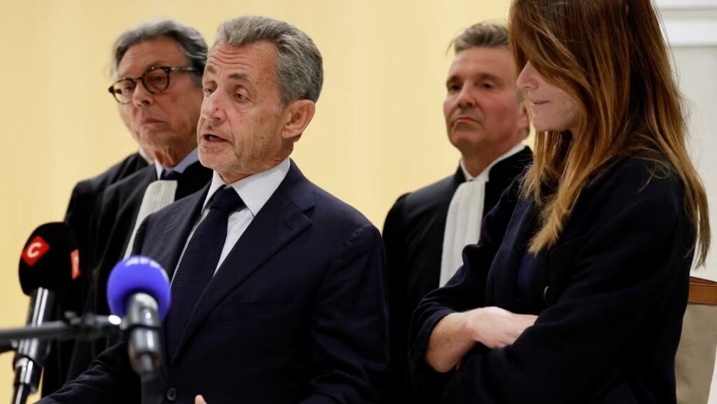 Елисейдің құпия есебі: Ливиядан келген қаржы Саркозиді сорлатты