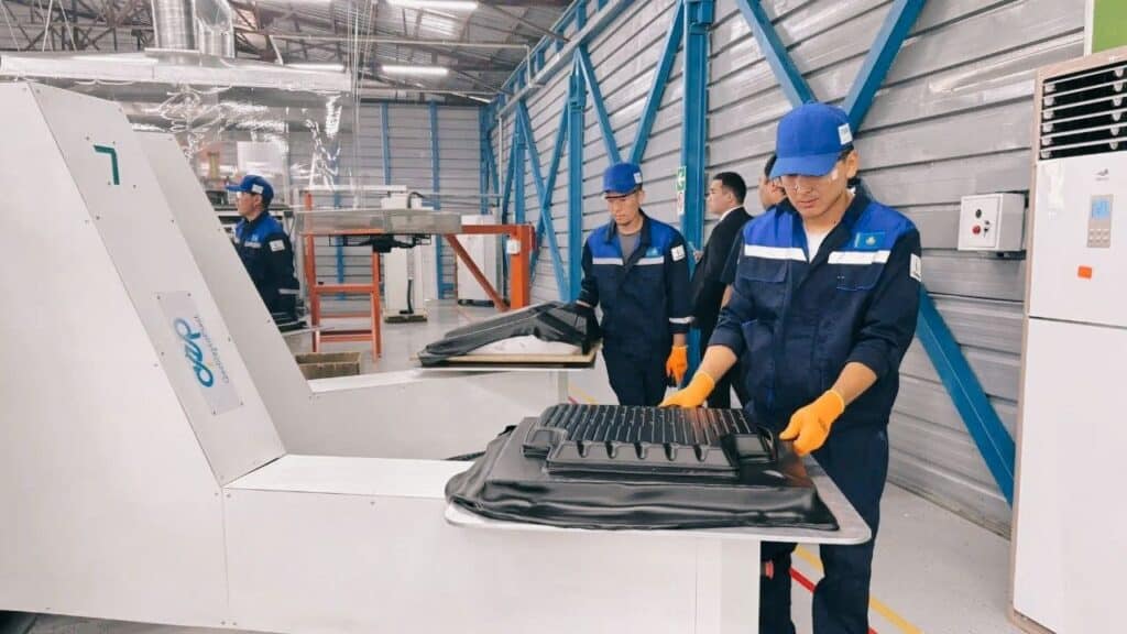 Төсеніштен тұтас индустрияға: Алматы облысында автокомпонент өндірісі дамып келеді