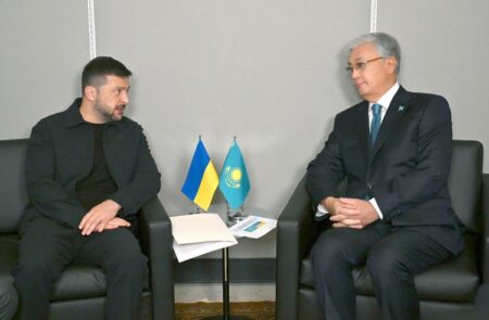Тоқаев пен Зеленскийдің БҰҰ алаңында кездесуі бейбітшілікке бастайтын маңызды қадам Тоқаев Зеленский