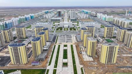 Түркістанда жыл басынан бері 900-ге жуық жаңа пәтер берілді