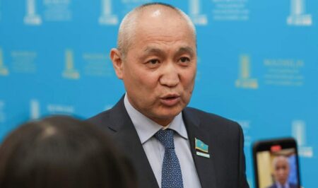 Еділ Жаңбыршин: ЛГБТ насихатына заңмен шектеу енгізу қарастырылып жатыр