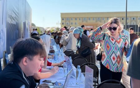 Түркістан Еңбек күні: 100 мыңнан астам адам тұрақты жұмыспен қамтылады