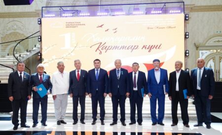 Түркістанда қарттарға жағдай жасалуда: жаңа орталық есігін айқара ашты