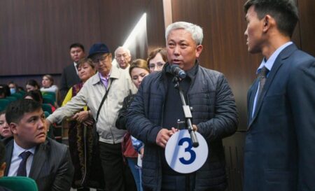 Марат Сұлтанғазиев Іле халқымен кездесіп, халықтың 40-тан астам сұрағына жауап берді