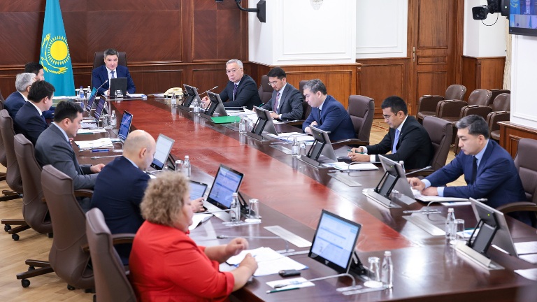 Инвестиция болмаса – даму да жоқ: Премьер-министр шұғыл әрекетке шақырды