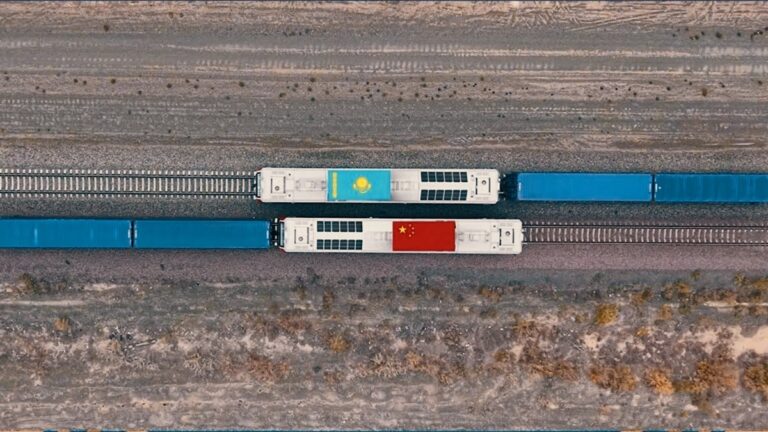 Алтынкөлде тұралаған 3 мың вагон: Қазақстан пойыздары Қытайға неге өте алмай тұр