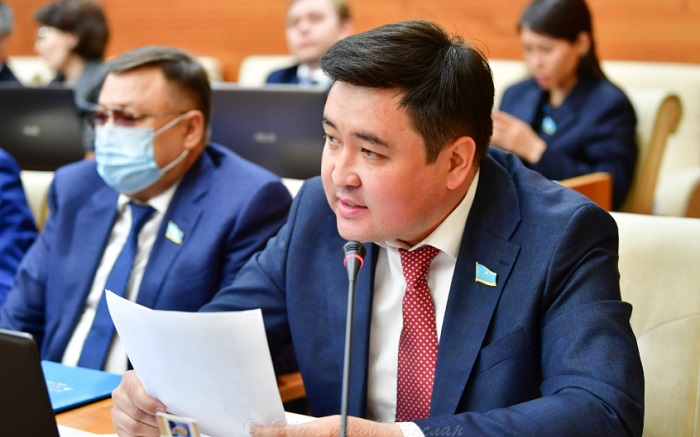 Депутат пранктердің кеңінен таралуына қатысты Үкіметке сауал жолдады