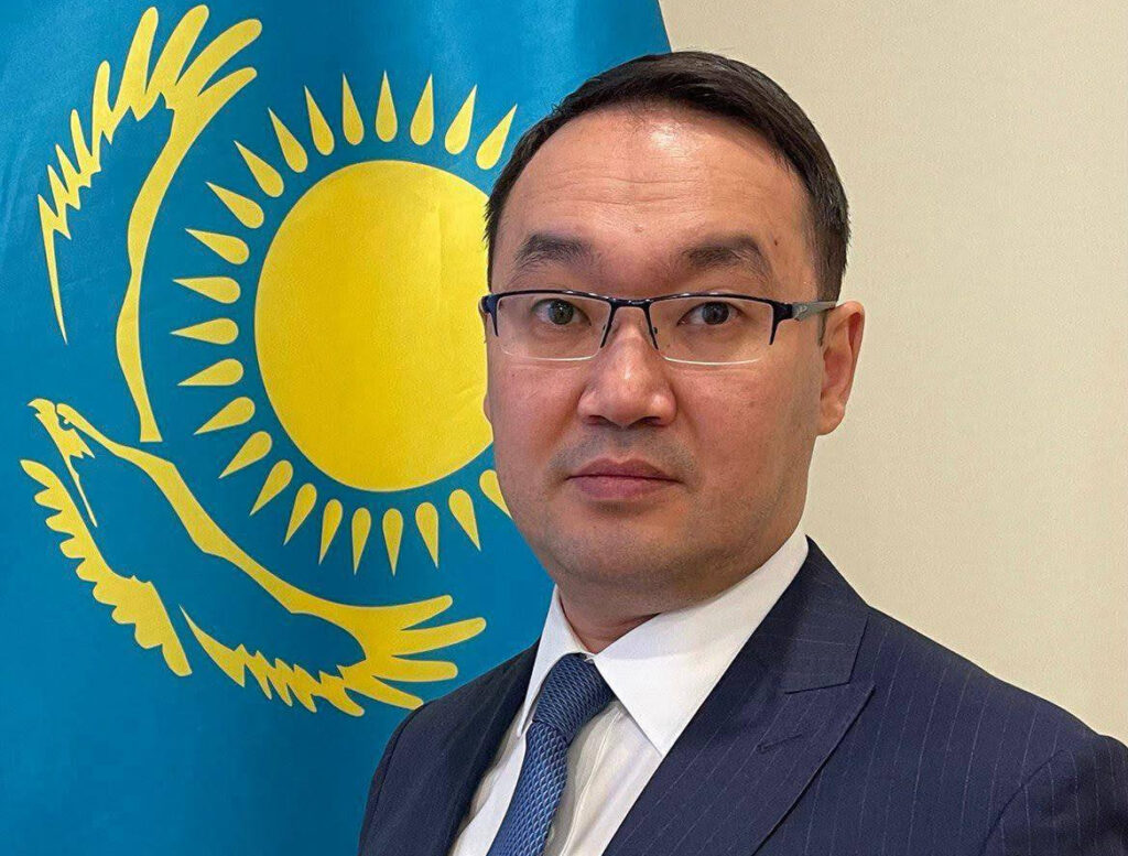 АҚШ-тан оралған Ашықбаев: Сыртқы істер министрлігінде тағы бір ауыс-түйіс болды