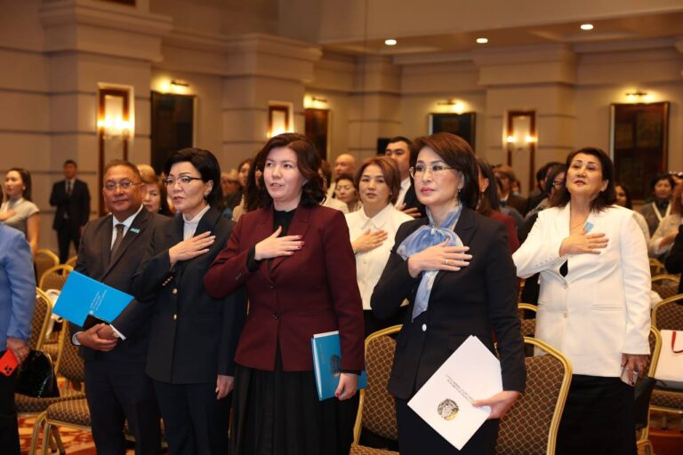 Баладан басталатын болашақ: ЮНИСЕФ пен Үкіметтің тарихи жоспары іске қосылады