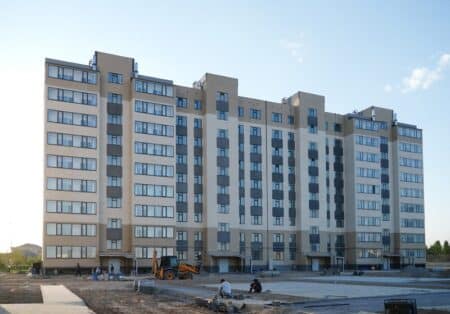 Түркістанда құрылыс қарқыны күшейіп, әлеуметтің нысандар қарқынды бой көтеруде