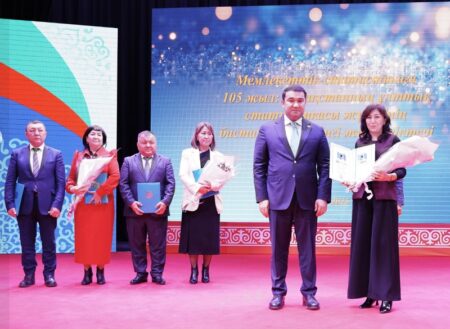 Статистика – қоғамның барометрі: Түркістанда сала мамандарына құрмет көрсетілді Салтанатты жиын