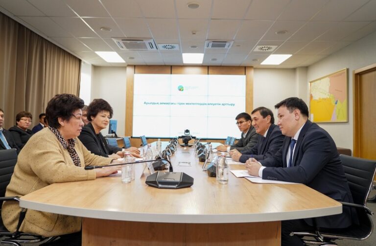 Түркістанда білім сапасын арттыруға бағытталған бірлескен жобалар талқыланды