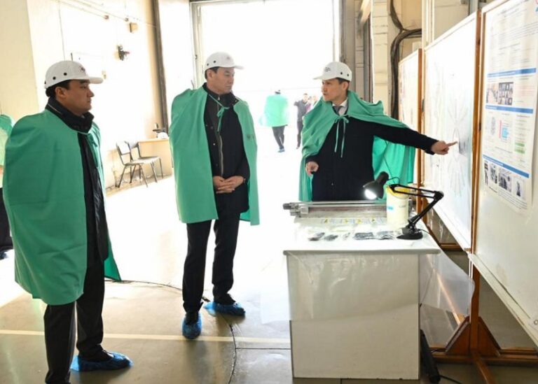 Әкімнің Ядролық физика институтына сапары Алматының ғылыми бағытын айқындады