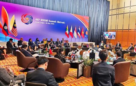 Оңтүстік-Шығыс Азия саммитінде алпауыт державалар келісімі мен аймақтық бітімгерлік тәжірбиесі бір аранға тоғысты