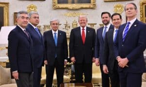 Тоқаев Ақ үйде