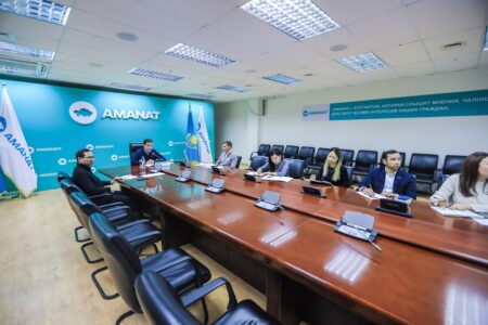AMANAT шағын бизнеске салықтық жеңілдік ұсынды: мәслихаттарға нақты міндет жүктелді AMANAT