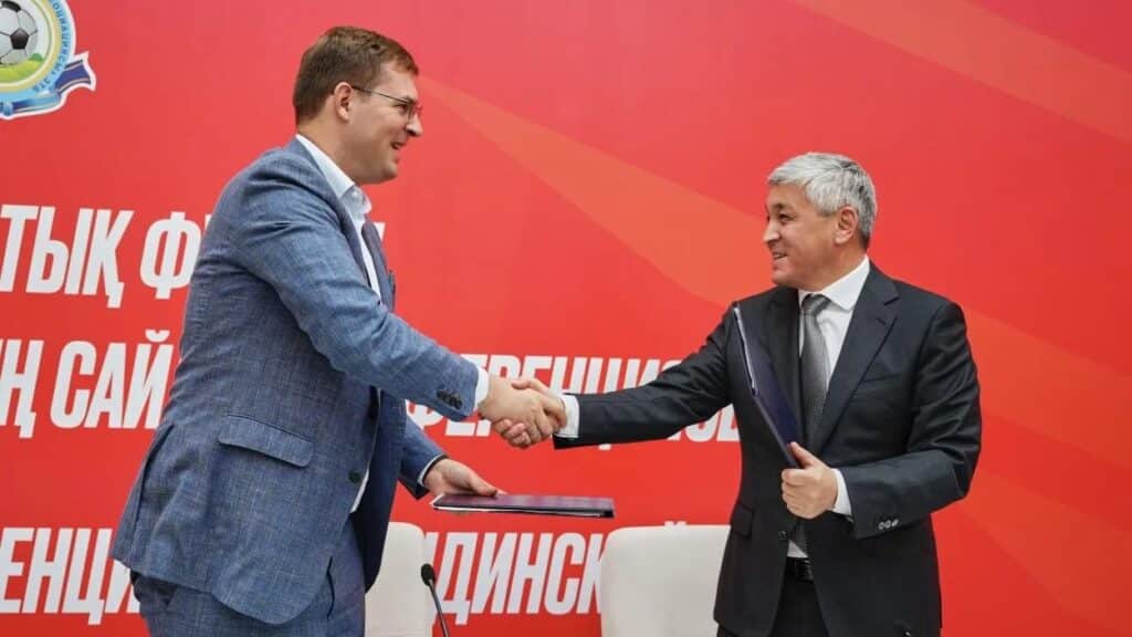Турловтың футбол территориясы: «Шахтёрдің» тағдырын шешер 18,5 миллиард Freedom Шахтёр Турлов
