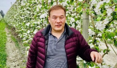 Депутат Болатбек Әлиев: «Қазақстан эволюциялық жолмен дамып келеді» Болатбек