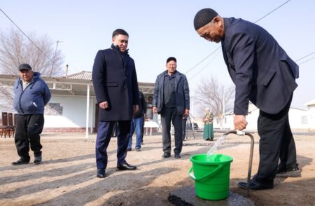 Шымкенттегі «Айкөл» тұрғын алабында ауыз су жүйесі іске қосылды Шымкент әкімі Сыздықбеков