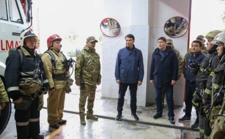 Дархан Сатыбалды Алматы ТЖД арнайы жасағының жұмысымен танысты Дархан Сатыбалды