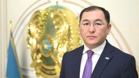 Президенттің ақпараттық саясатын енді Айбек Смадияров жүргізеді Айбек Смадияров Президент әкімшілігі
