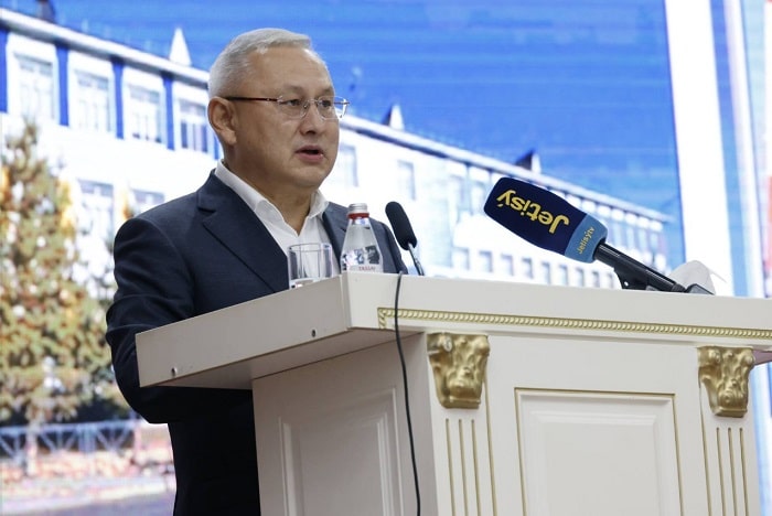 Бейбіт Исабаев Ақсудағы жол жөндеуді қадағалауды тапсырды Бейбіт Исабаев