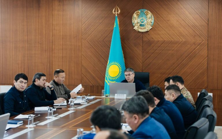 Атырау облысында қолайсыз ауа райының салдарын жою жөніндегі жедел штабтың отырысы өтті Атырау