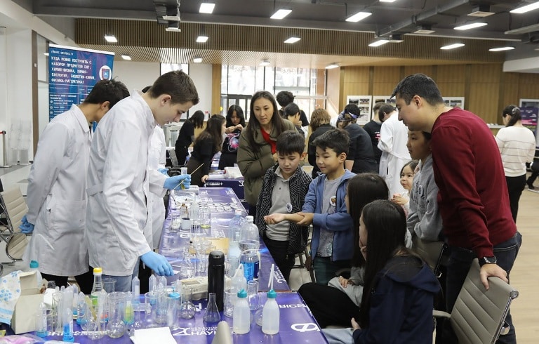 Қазақ ұлттық университетінде