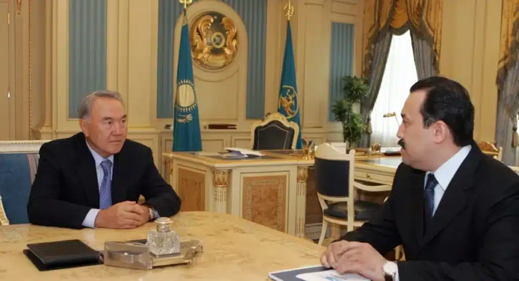 Мәсімовтің белдігі мен 182 миллиондық сағат: мемлекет тәркіленген заттарды сатуда қымбат сағаттар мен зергерлік бұйымдар