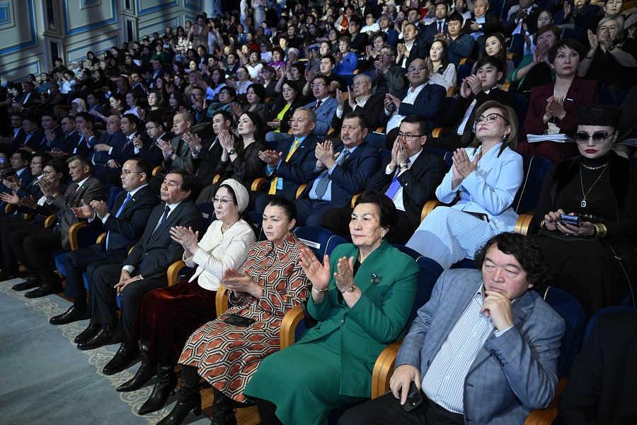 Көрермен халық