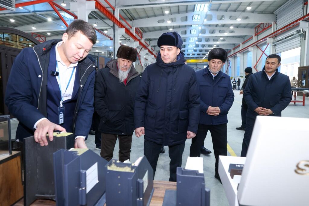 Шымкентте екі бірдей зауыт ашылып, жаңа жұмыс орындары пайда болды Зауыт ашылды Ғабит Сыздықбеков