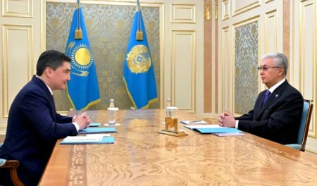 Тоқаев тапсырмасы мен Бектенов баяндамасы: екі ортада не өзгерді Тоқаев Бектеновты қабылдады