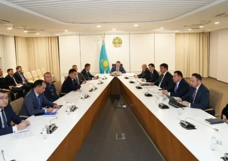 Түркістанда жемқорлық тәуекелі ашық айтылып, жауап сұралды Сыбайлас жемқорлыққа қарасы жиын