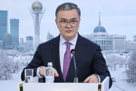 Тоқаевтың тілін тапқан тұңғыш әкім: Президенттің протоколдан тыс сөзі Президент Тоқаев Астананың даму қарқынын