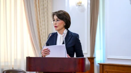 Елде емделу: Балаларды шетелге жіберу екі есе қысқармақ Ақмарал Әлназарова