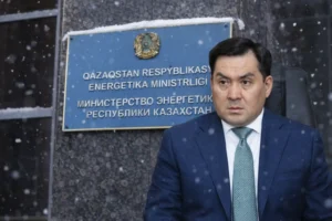 Ерлан Ақкенженов жалақы