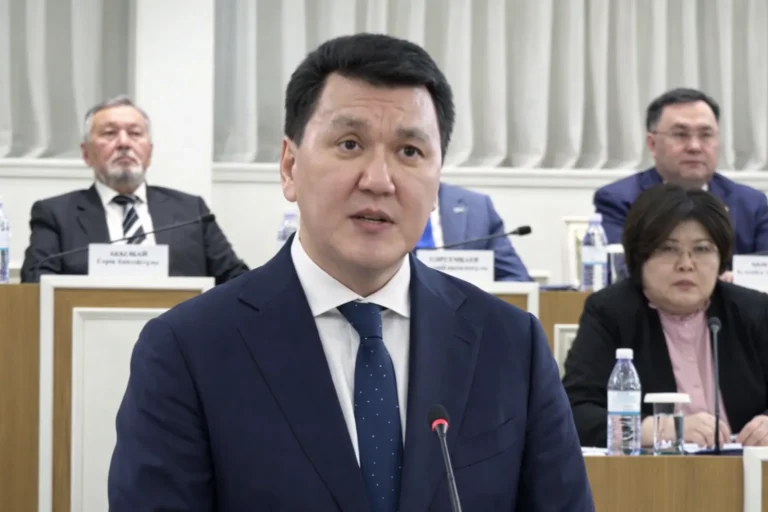 Ерлан Қарин вице президент