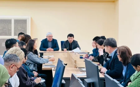 Қолжазбаны жүйелеу: Ғылым ордасындағы маңызды талқылау Ғылым ордасы
