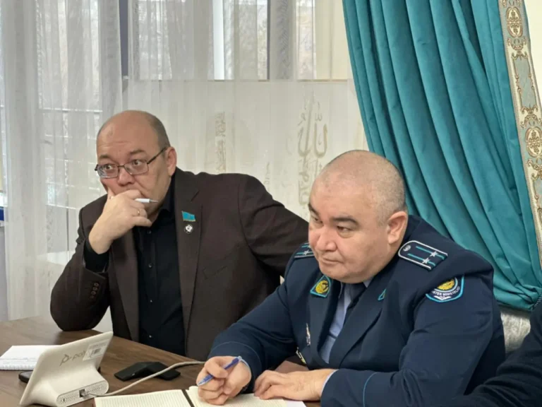 Қонаев қаласындағы кездесу