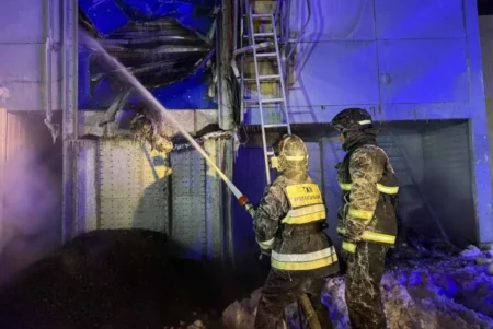 кафеде жаңа жыл түні