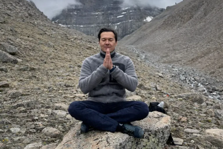 Нұрәли Әлиев Назарбаев рухани көсем