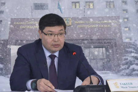 Салық кешіріледі, тексеріс азаяды: Үкімет шағын бизнесті құтқаруға кірісті кәсіпкерлерге жеңілдік