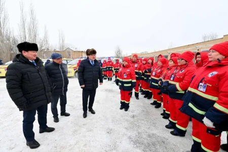 Көмекке кешікпеу үшін: Абай өңіріне 100 жаңа санитарлық көлік қосылды Жедл жәрдем Берік Уәли