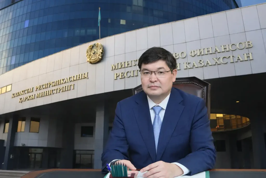 «Қырғи қабақ» кезеңнің ақыры: Мемлекет кәсіпкердің көңілін неге аулай бастады салық төлеу 2026