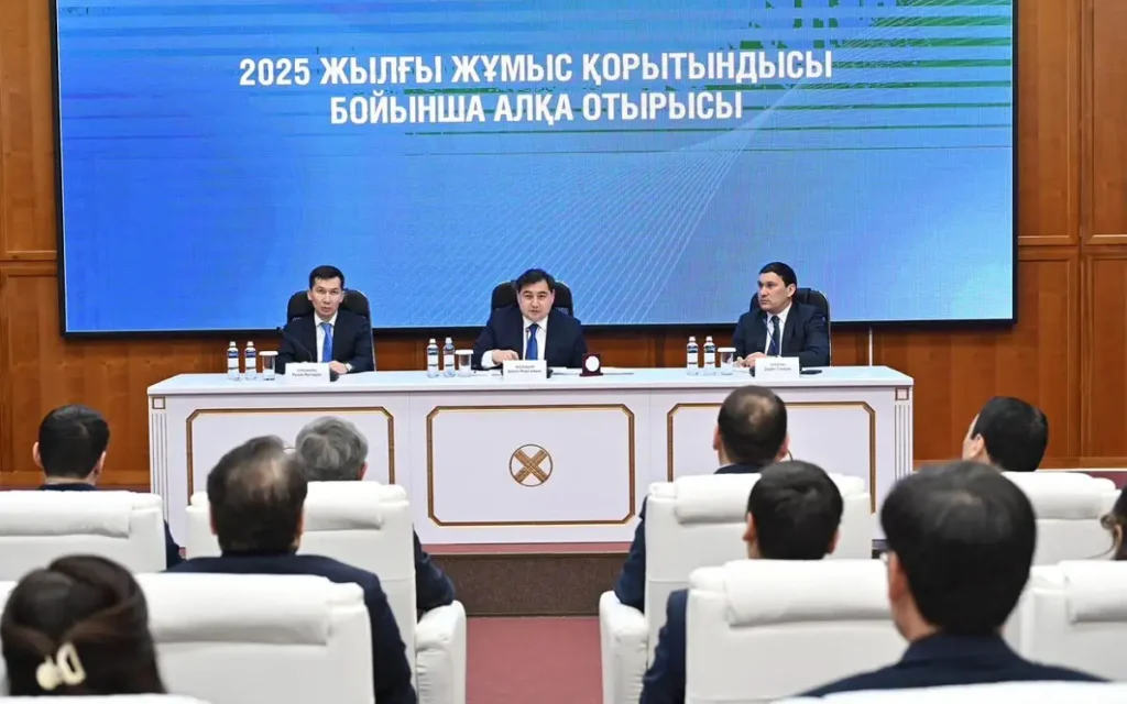 Мемлекеттік аппараттың жаңа архитектурасы: 2025 жыл кадрлық жүйені түбегейлі өзгертті Мемлекеттік қызмет істері агенттігі